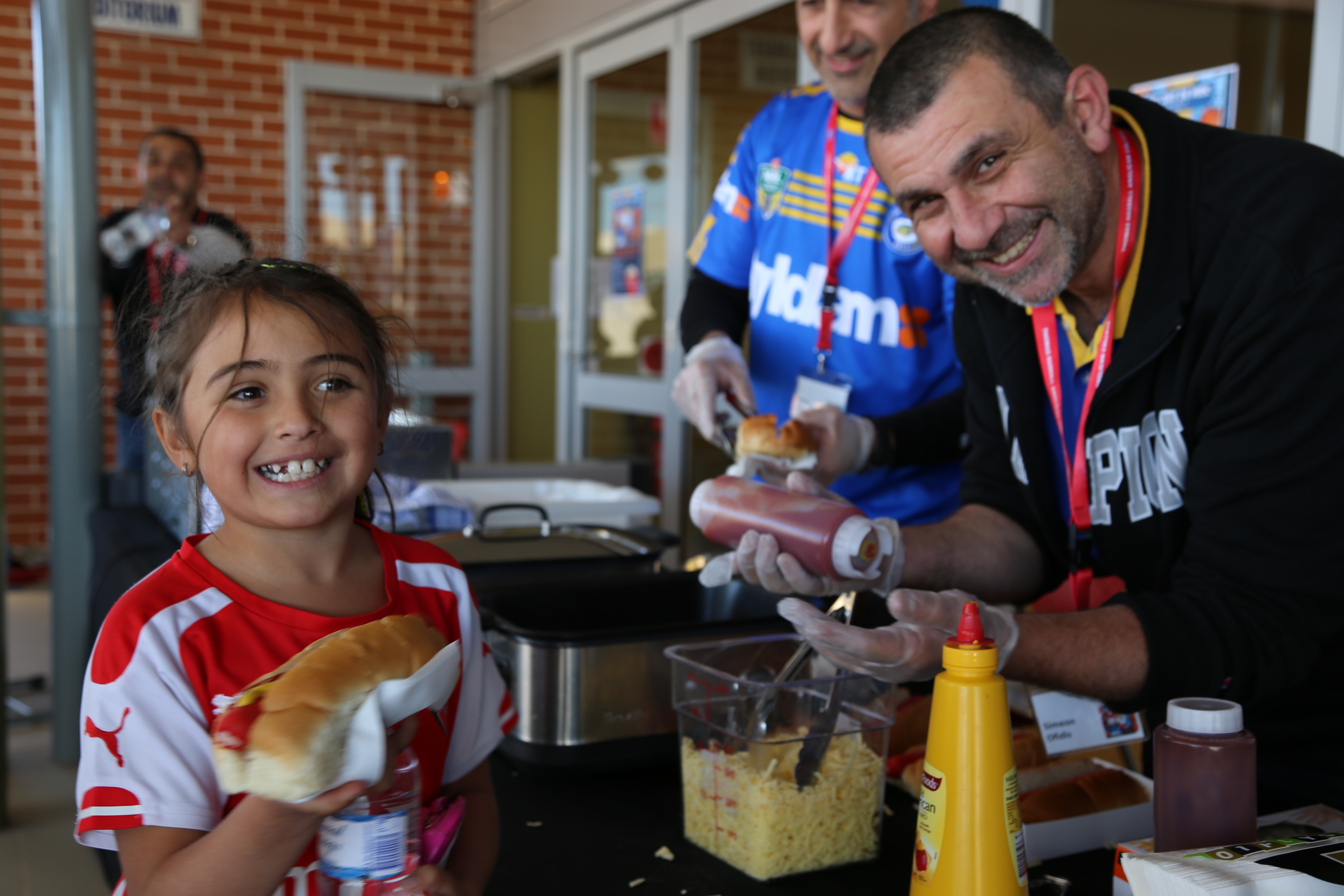 Dads Day in the canteen, MRK, Dads, Cantebury Bulldogs, Bulldogs, fan, Brad Eastwood, Brad Abbey