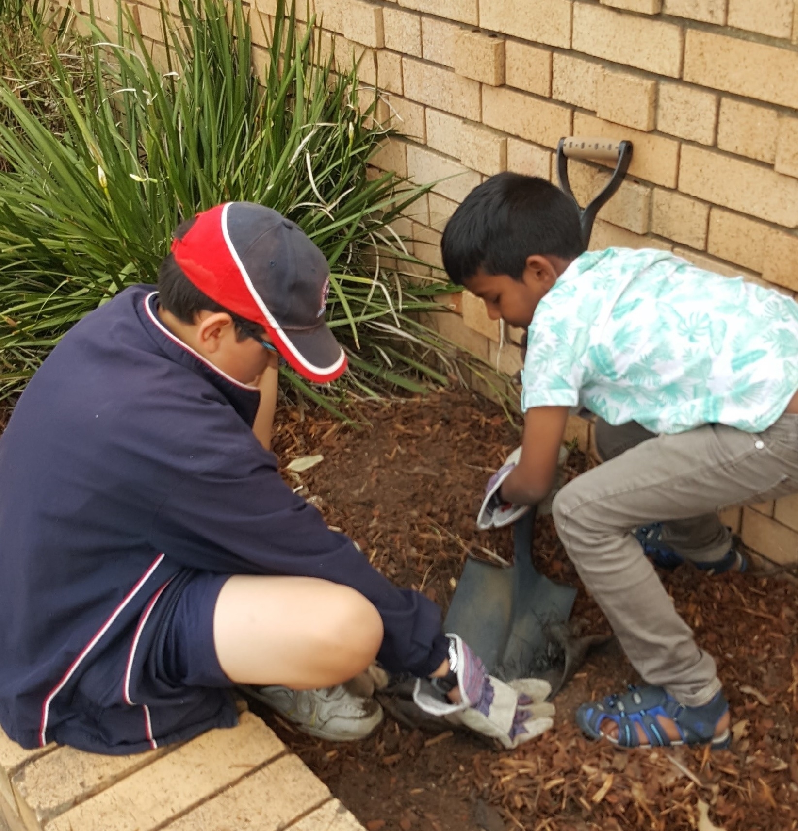 abriel Cruz Year 7 & one of the new young friends made on the day