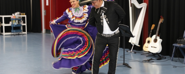 Mexican Dancing