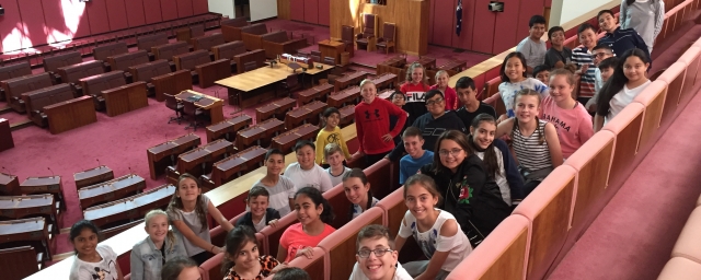 Year 6 visiting Parliament House