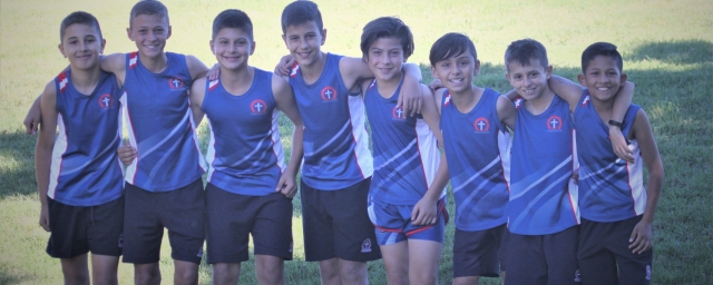 boys run cross country