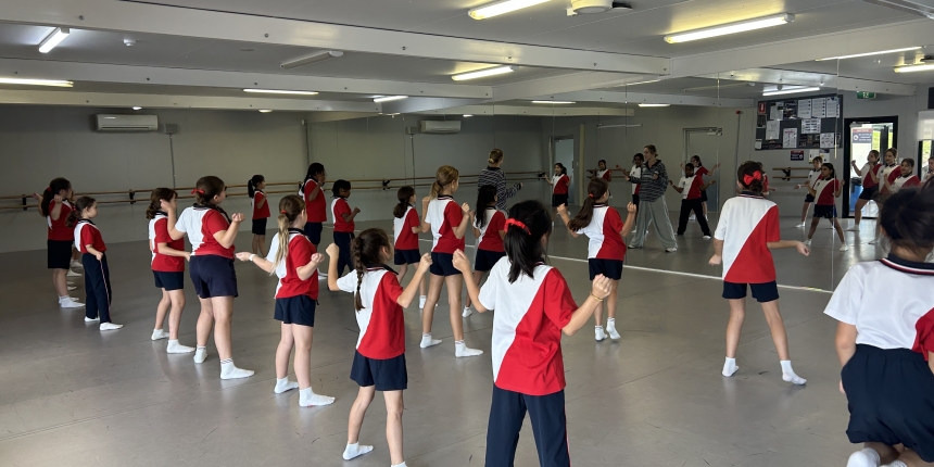 dance 