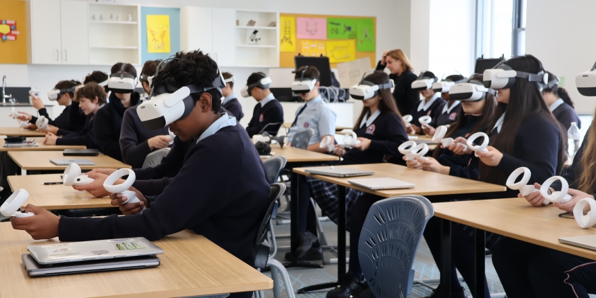 VR