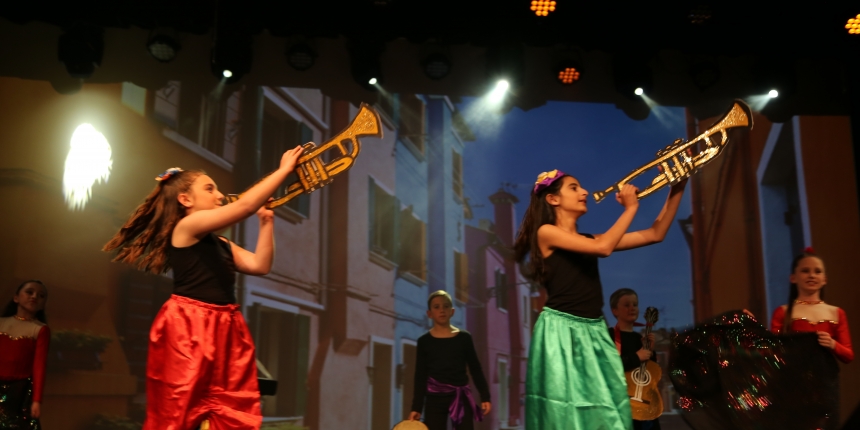 Rockin' through the ages, musical, thomas hassall anglican college