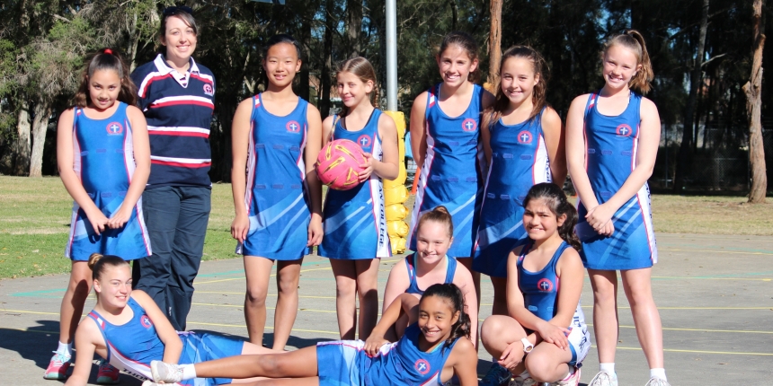 Senior Netball IPSSO finals team